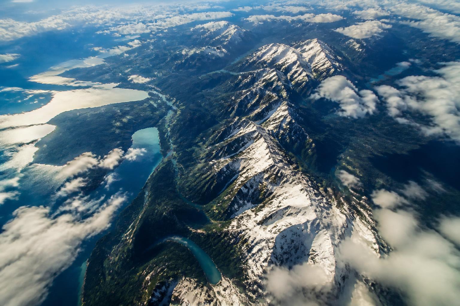 découvrez pourquoi le film « la terre vue du ciel » est un chef-d'œuvre visuel incontournable, offrant des images époustouflantes et une perspective unique sur notre planète.